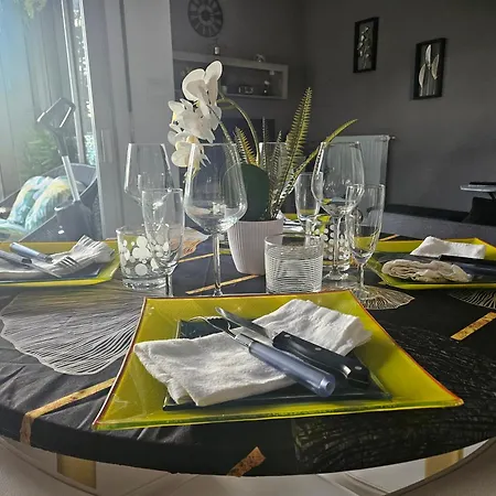 Ideal Long Sejour, Souvenirs De Provence,t2 Classe, Vue Sur Les Montagnes, Toutes Commodites! Digne-les-Bains