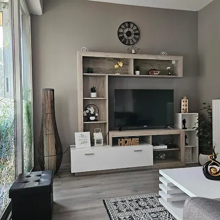 Ideal Long Sejour, Souvenirs De Provence,t2 Classe, Vue Sur Les Montagnes, Toutes Commodites! Apartment *