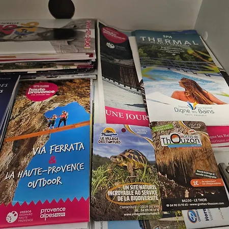 Ideal Long Sejour, Souvenirs De Provence,t2 Classe, Vue Sur Les Montagnes, Toutes Commodites! Apartment