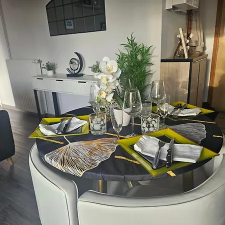 Idéal Long Séjour, Souvenirs De Provence,t2 Classé, Vue Sur Les Montagnes, Toutes Commodités! *