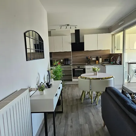 Ideal Long Sejour, Souvenirs De Provence,t2 Classe, Vue Sur Les Montagnes, Toutes Commodites! Διαμέρισμα