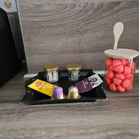 Idéal Long Séjour, Souvenirs De Provence,t2 Classé, Vue Sur Les Montagnes, Toutes Commodités! *